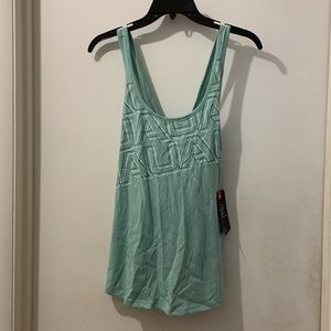 WOMENS UNDER ARMOUR ACTIVE SHIRT